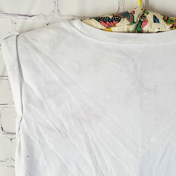 Netflix Stranger Things Scoops Ahoy Ice Cream Parlor White Tie Front Shirt Sz S - Picture 14 of 17